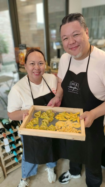 Making tortelloni